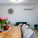 Balarini By Interhome Feriehus *